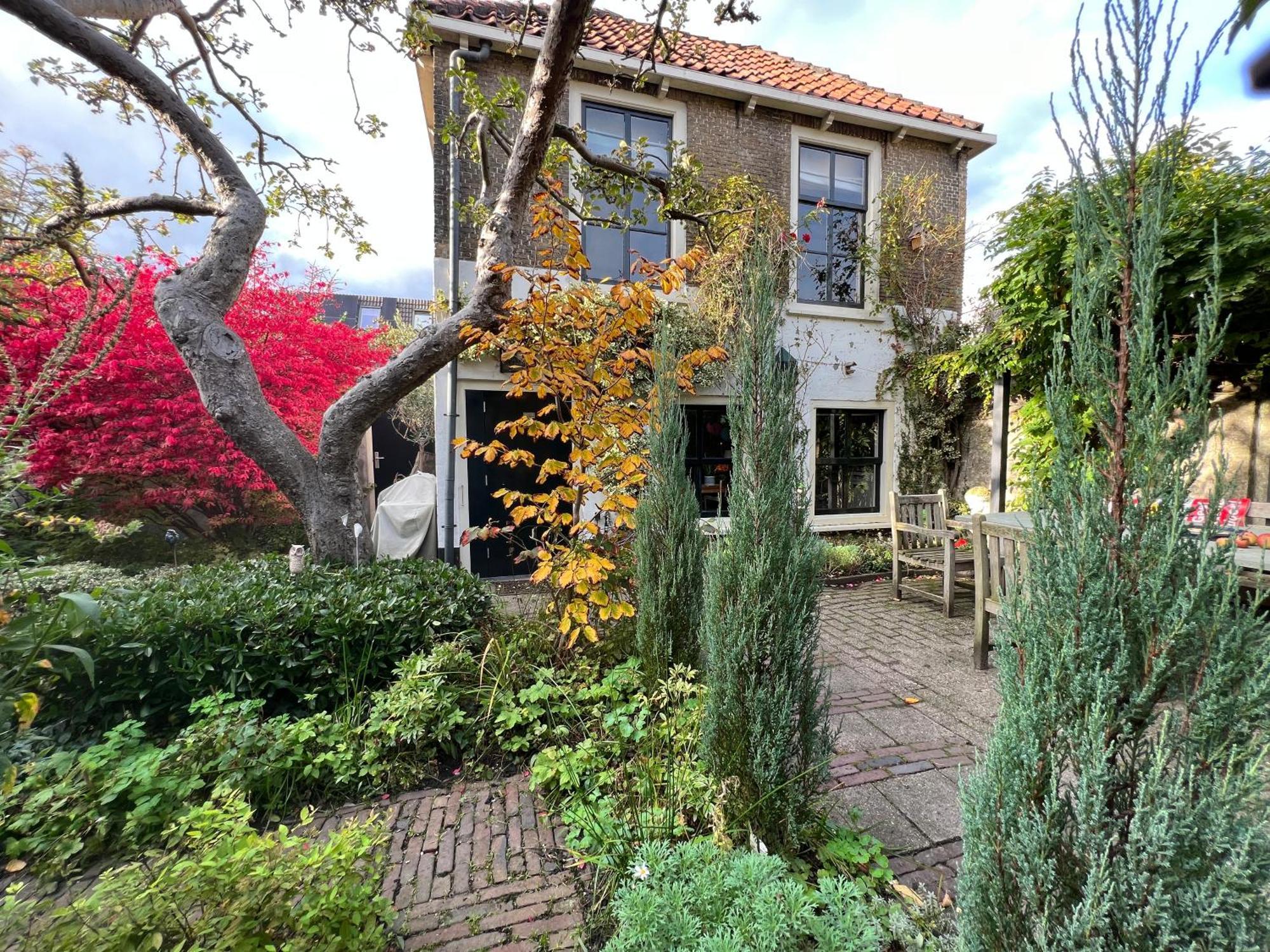 Apple Tree Cottage - Charming Home At Beautiful Canal In Our Idyllic Garden Гауда Экстерьер фото