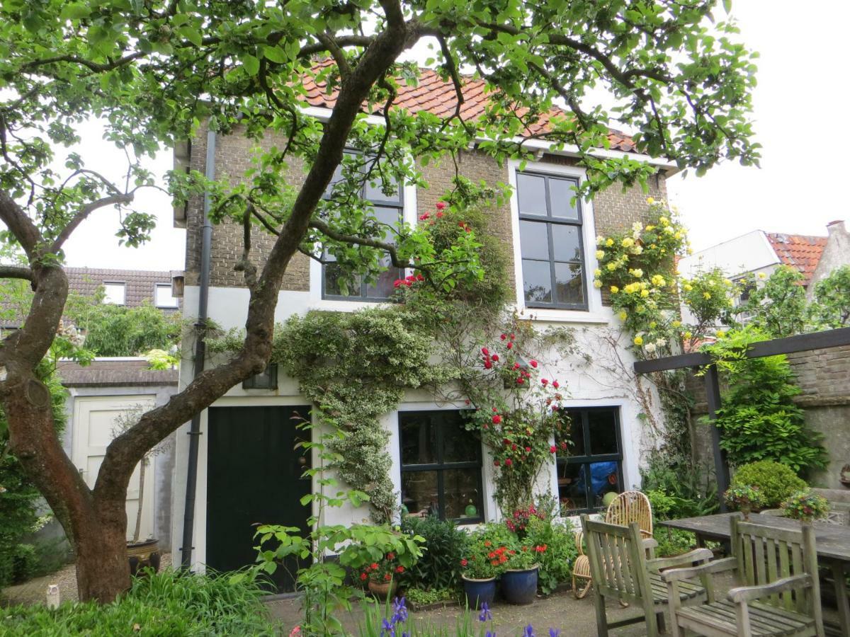 Apple Tree Cottage - Charming Home At Beautiful Canal In Our Idyllic Garden Гауда Экстерьер фото